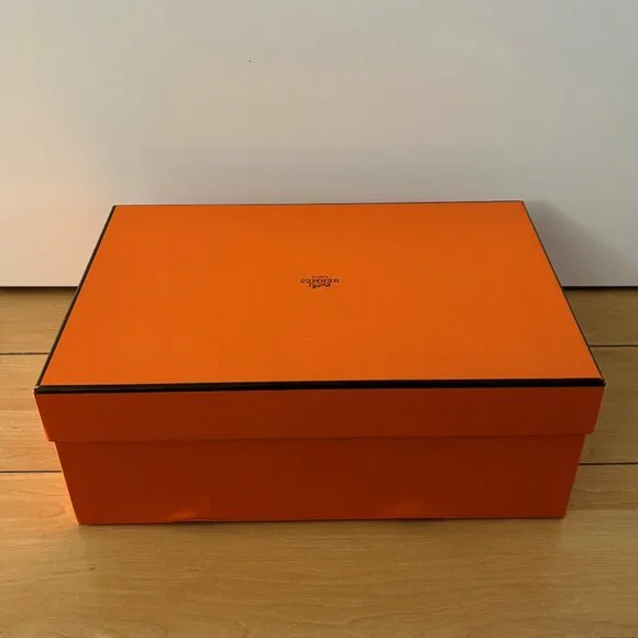 Hermes empty shoe box with ribbon - Picture 5 of 10